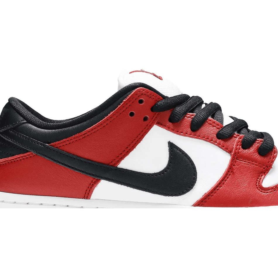 Nike SB Dunk Low Chicago Pro SB