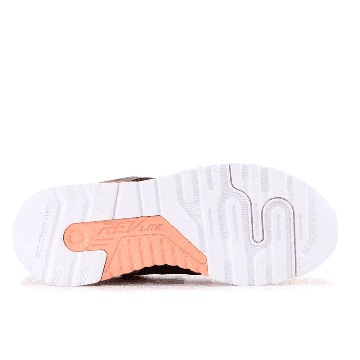 New Balance 997.5 Sneaker Freaker Tassie Tiger